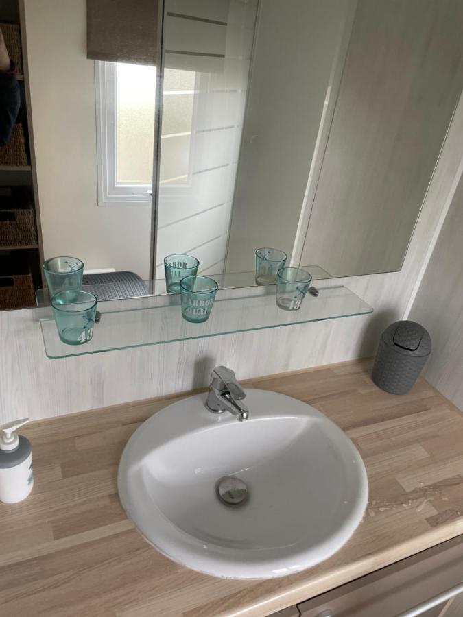 Chalet Up To 5 Persons Knokke Buitenkant foto