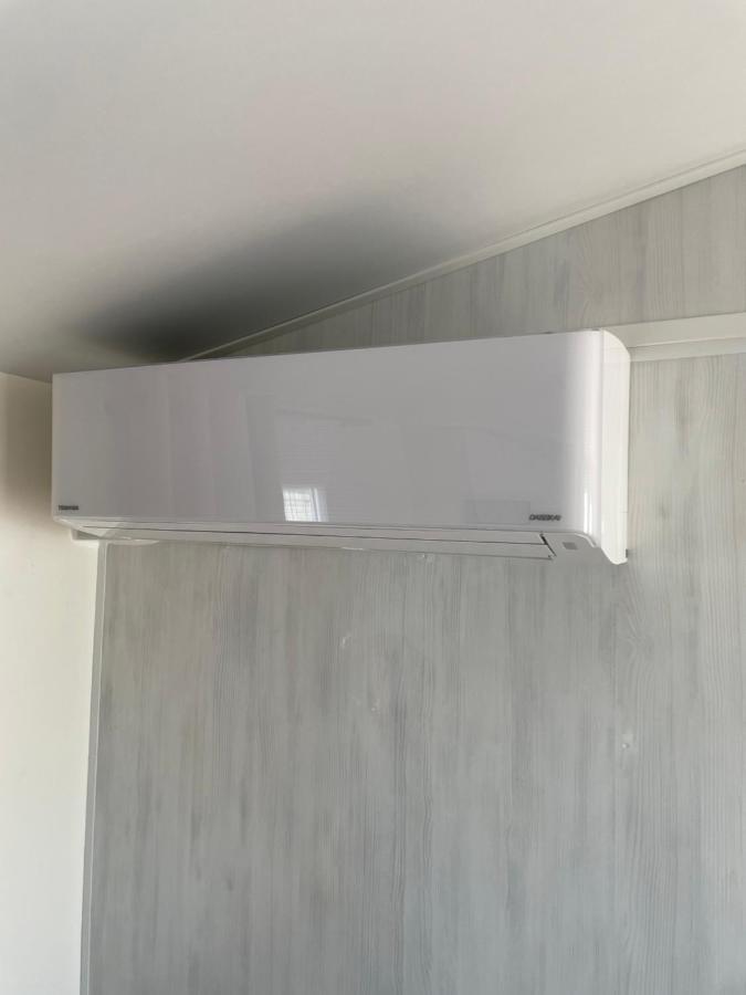 Chalet Up To 5 Persons Knokke Buitenkant foto